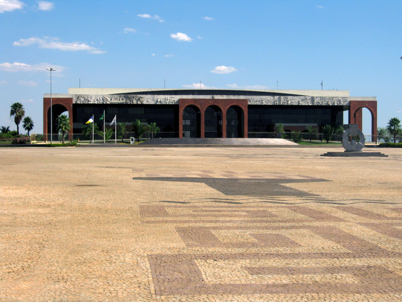 O Palácio Araguaia, sede do governo do estado, em Palmas. Foto: Wikipedia
