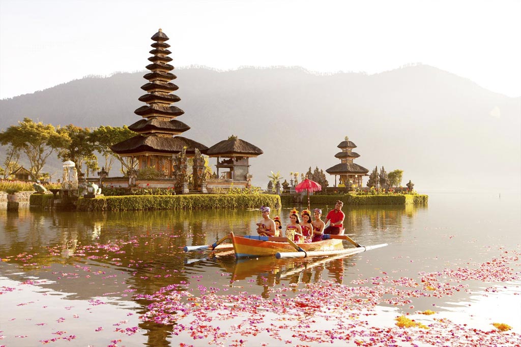 Templo de Ulun Danu – Bali, Indonésia