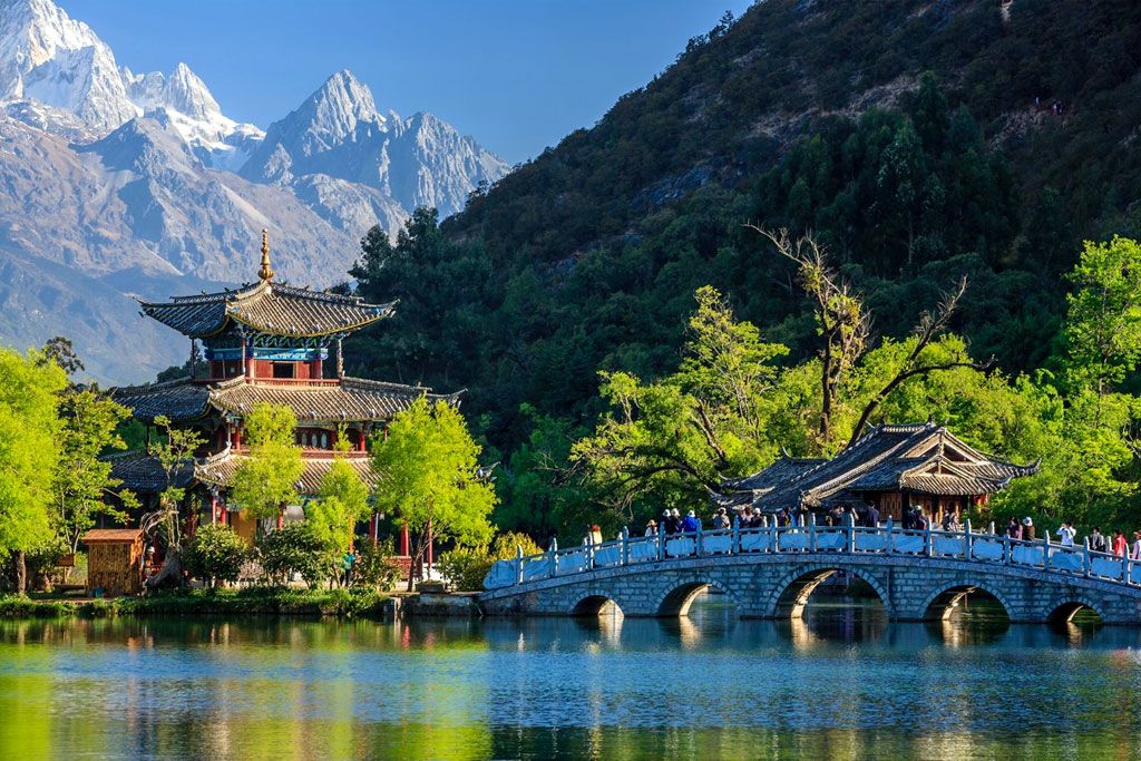 Black Dragon Pool – China Black Dragon Pool – China