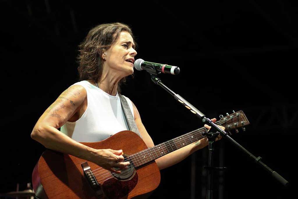 Festival Pôr do Sol Musical em Ilha Bela – Zélia Duncan