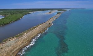 Festival da Lagosta e pesca oceânica do marlin azul agitam o Sul da Bahia - Vila de Santo André (Foto: Cláudia Schembri)